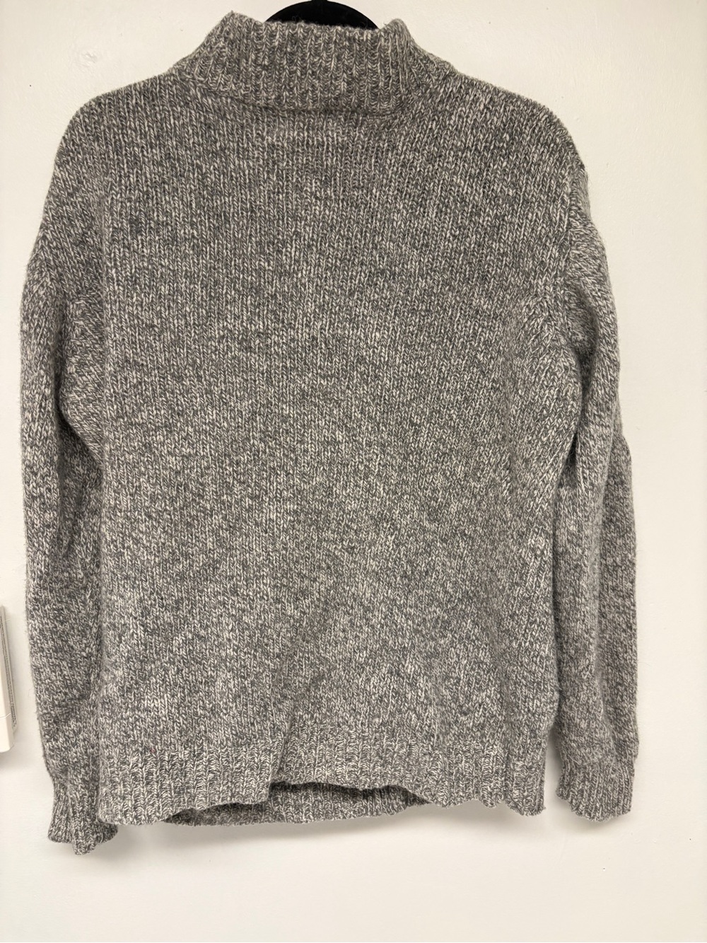 Vintage L.L. Bean 100% Lambswool Sweater Soft Grey Marled Sz L / Tall - Picture 3 of 10